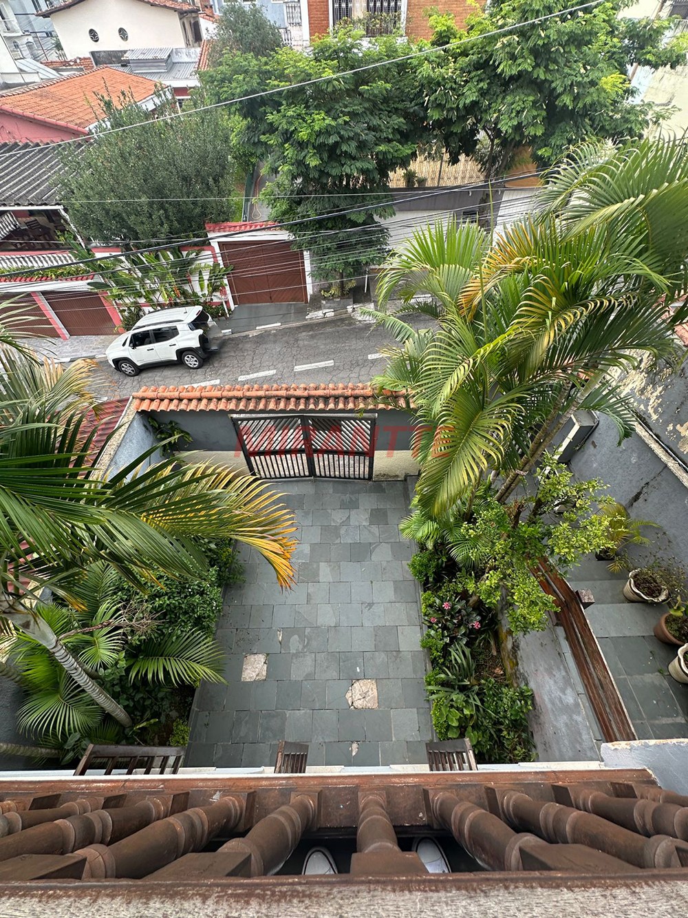 Sobrado de 238m² com 3 quartos em Horto Florestal