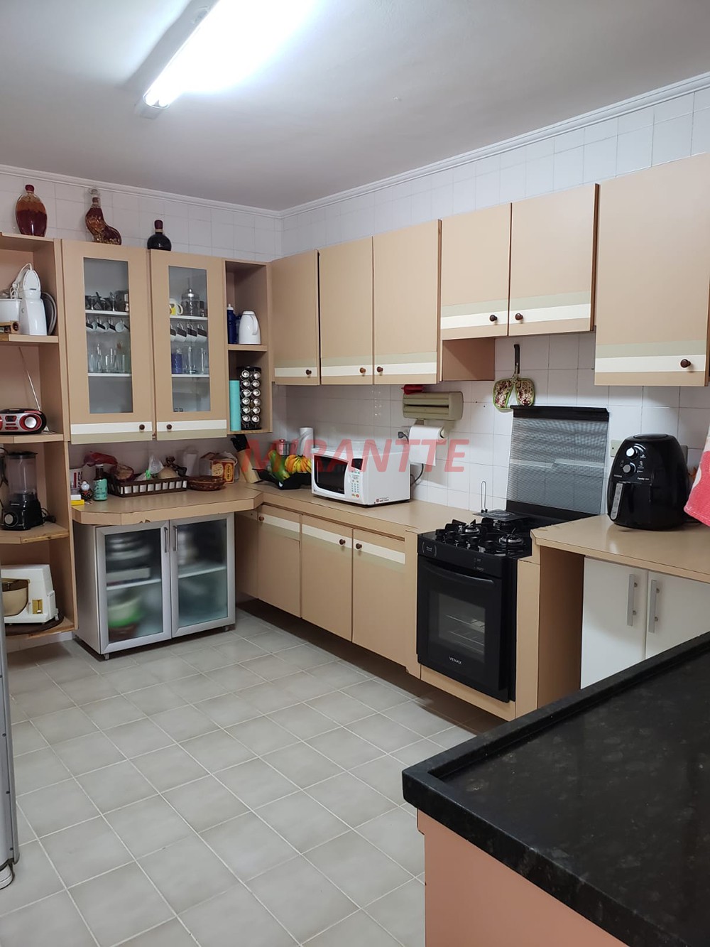 Cond. fechado de 279m² com 3 quartos em Condomínio Flamboyant-B