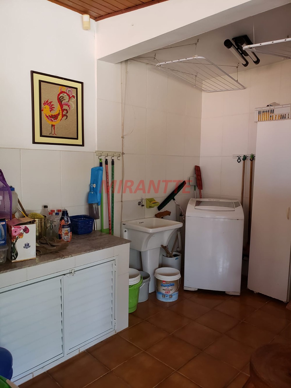 Cond. fechado de 279m² com 3 quartos em Condomínio Flamboyant-B