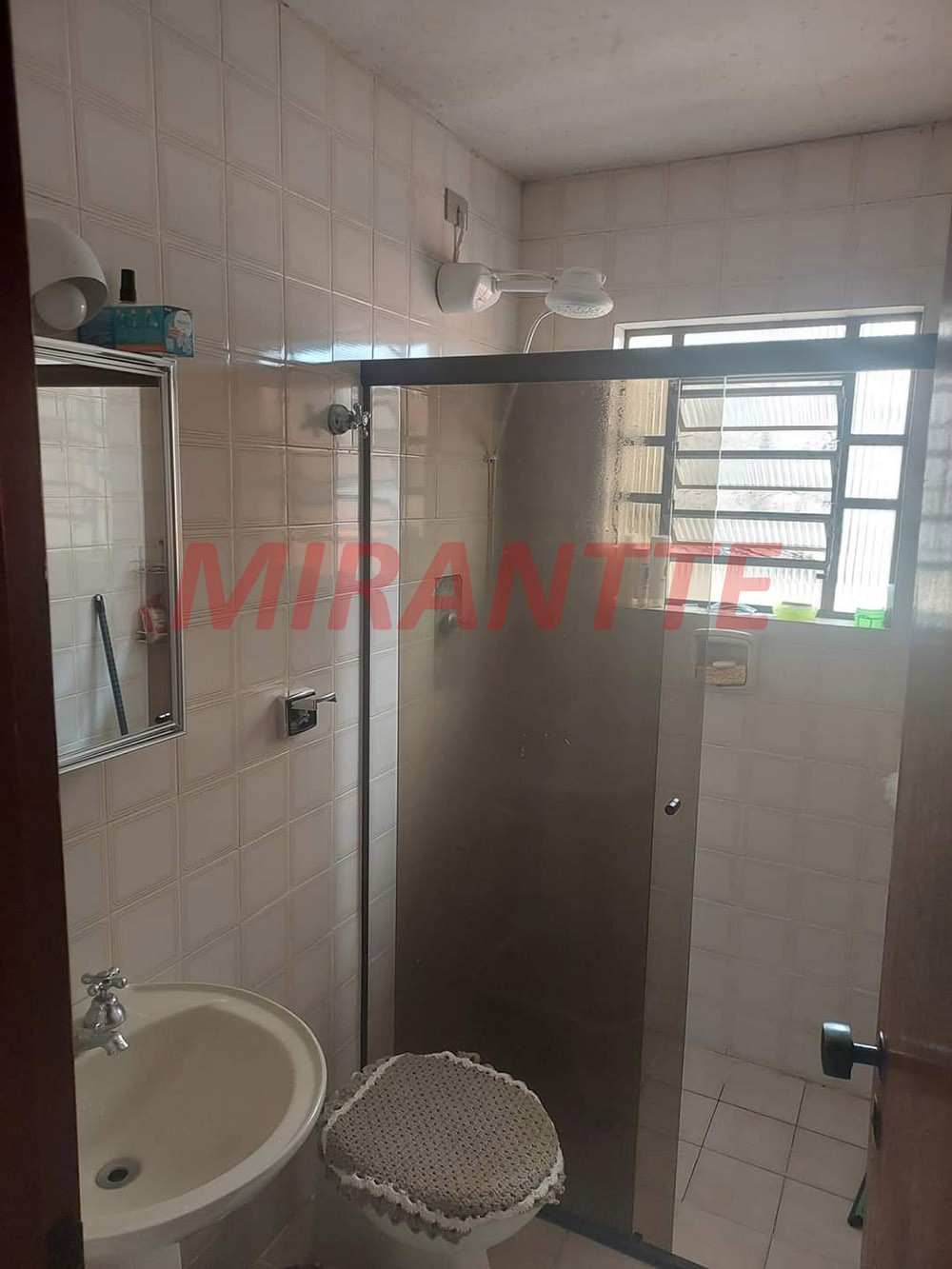 Sobrado de 154m² com 3 quartos em Jardim Monjolo