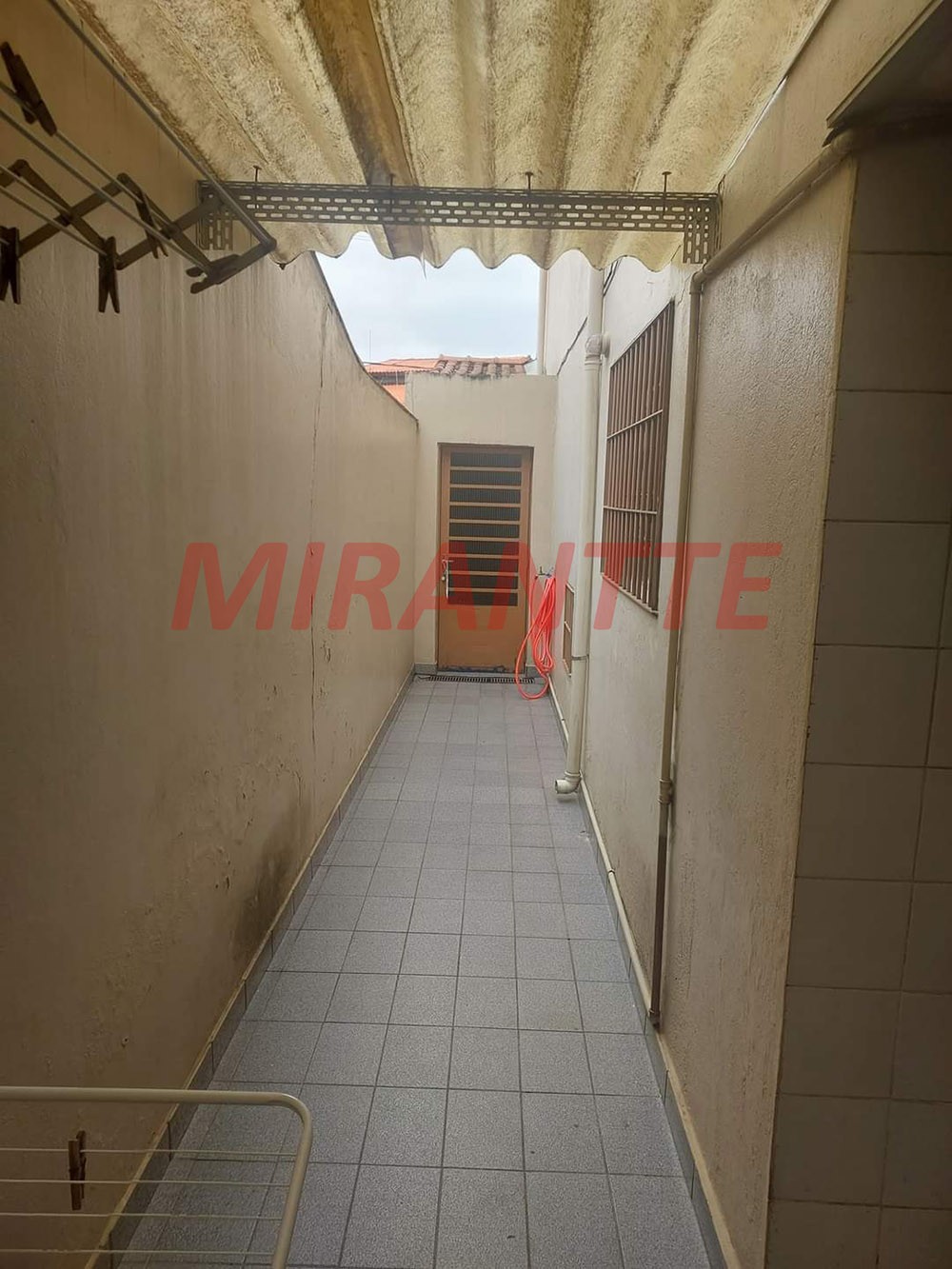Sobrado de 154m² com 3 quartos em Jardim Monjolo