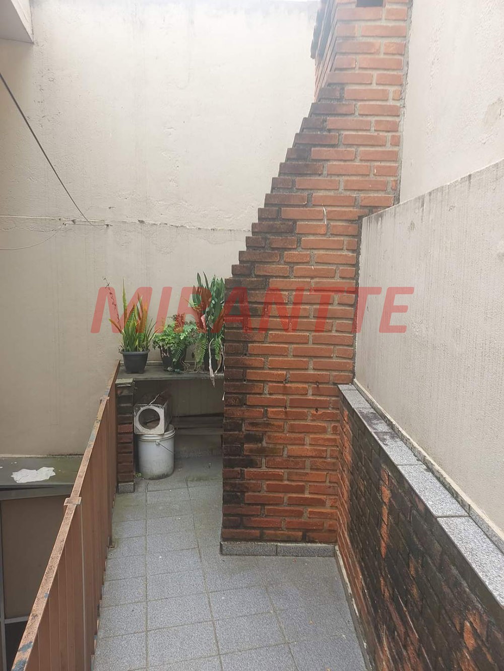 Sobrado de 154m² com 3 quartos em Jardim Monjolo