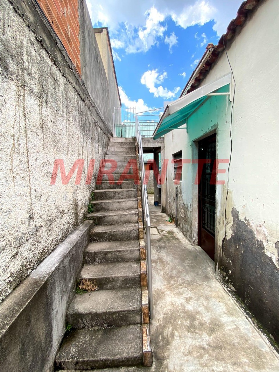 Casa terrea de 200m² com 3 quartos em Água Fria