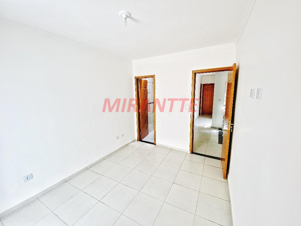 Sobrado de 200m² com 4 quartos em Imirim