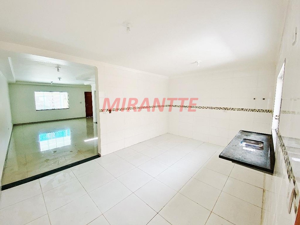 Sobrado de 200m² com 4 quartos em Imirim