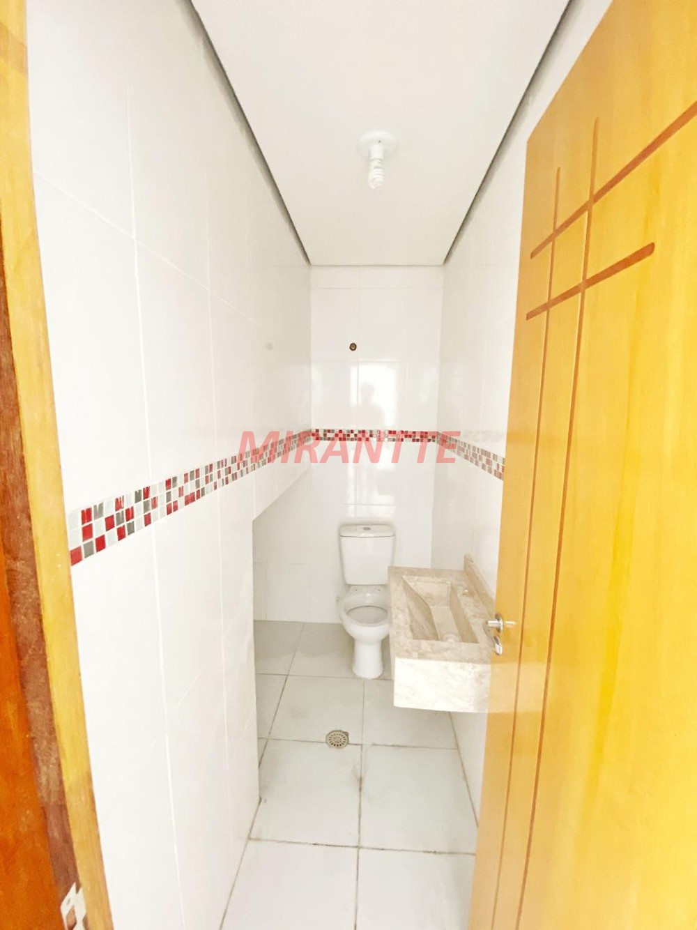 Sobrado de 200m² com 4 quartos em Imirim