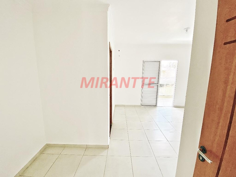 Sobrado de 200m² com 4 quartos em Imirim