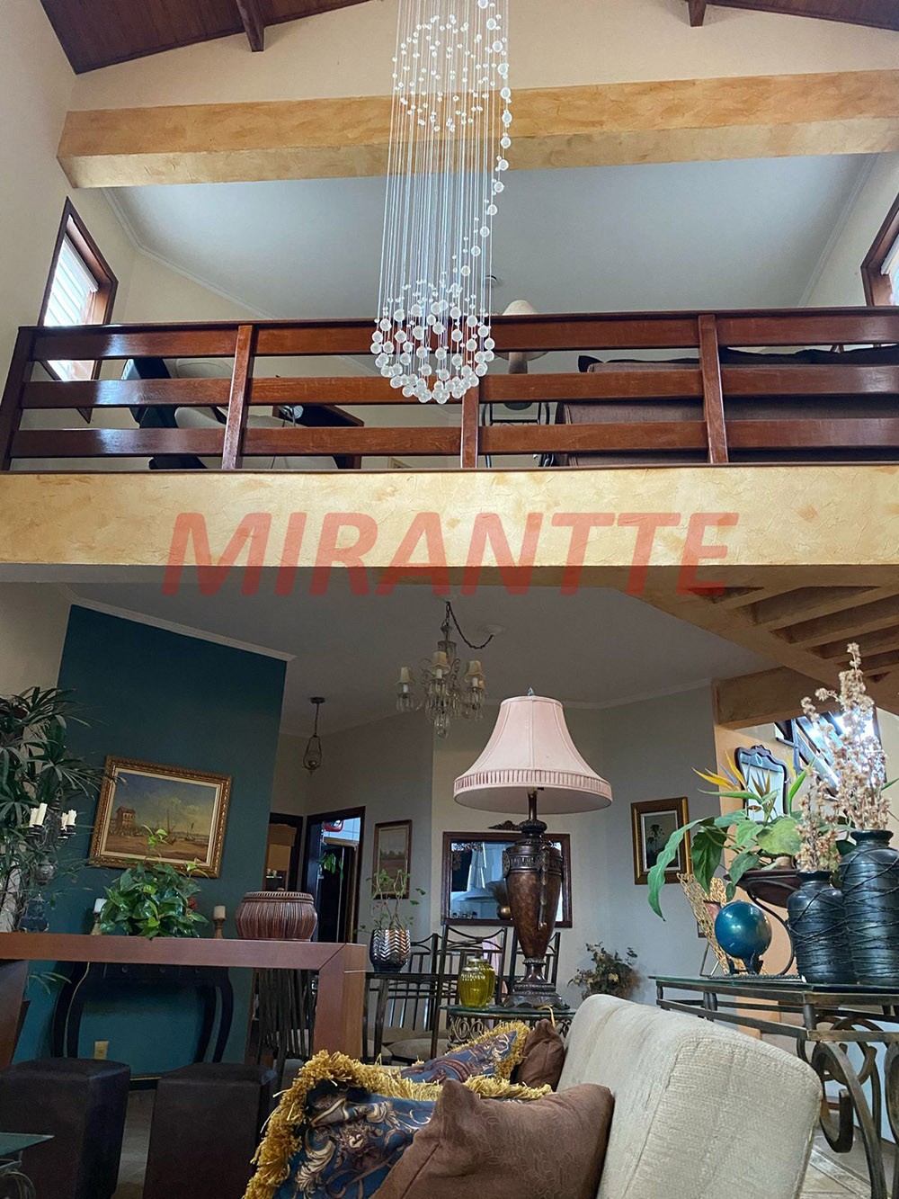 Sobrado de 500m² com 4 quartos em Jardim Monte Belo