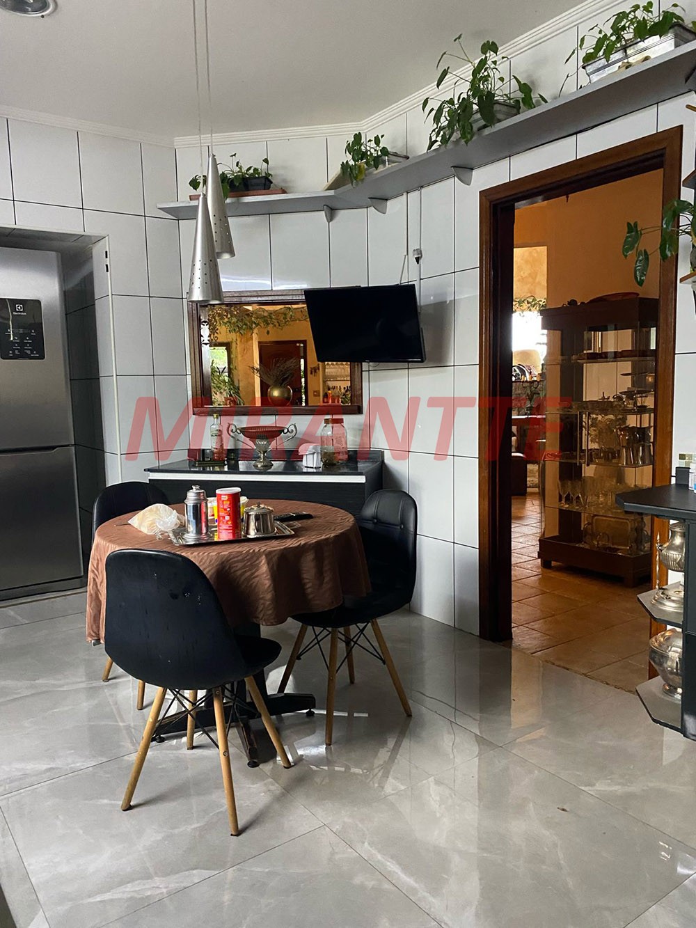 Sobrado de 500m² com 4 quartos em Jardim Monte Belo
