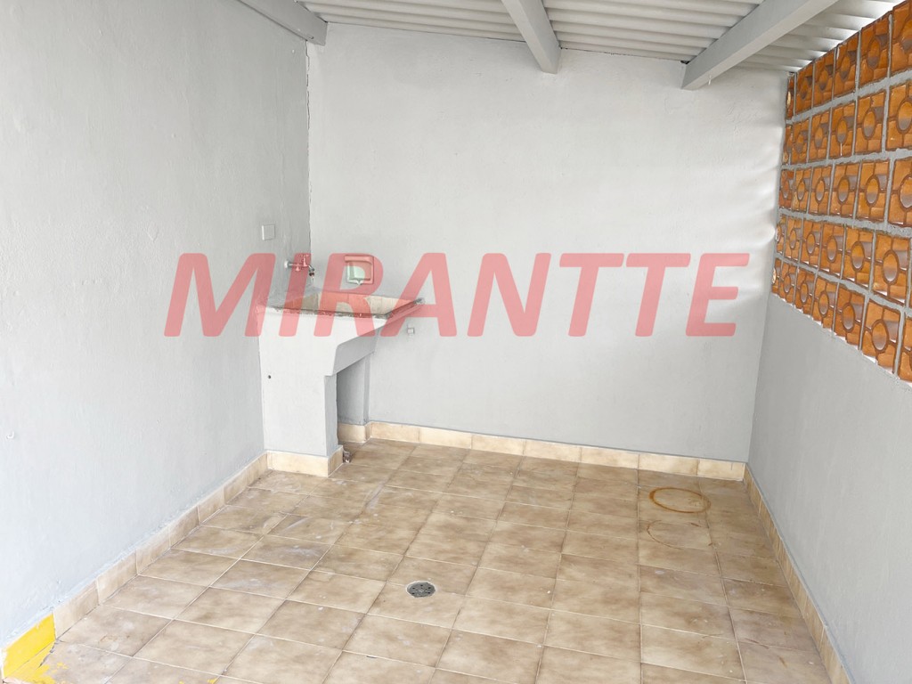 Casa terrea de 241m² com 2 quartos em Vila Isolina Mazzei