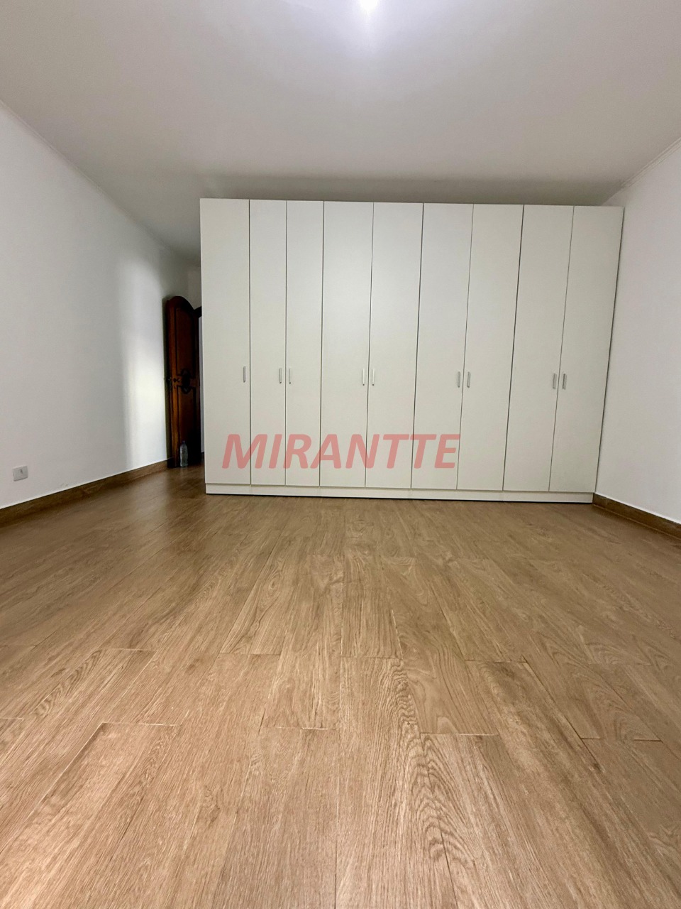 Casa terrea de 385m² com 4 quartos em Parque Palmas Do Tremembé