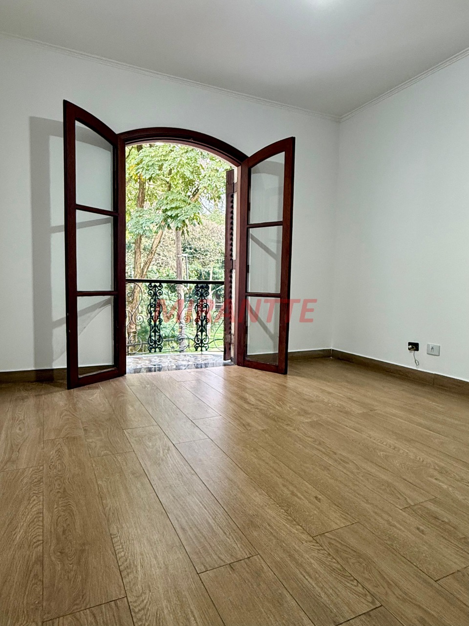 Casa terrea de 385m² com 4 quartos em Parque Palmas Do Tremembé