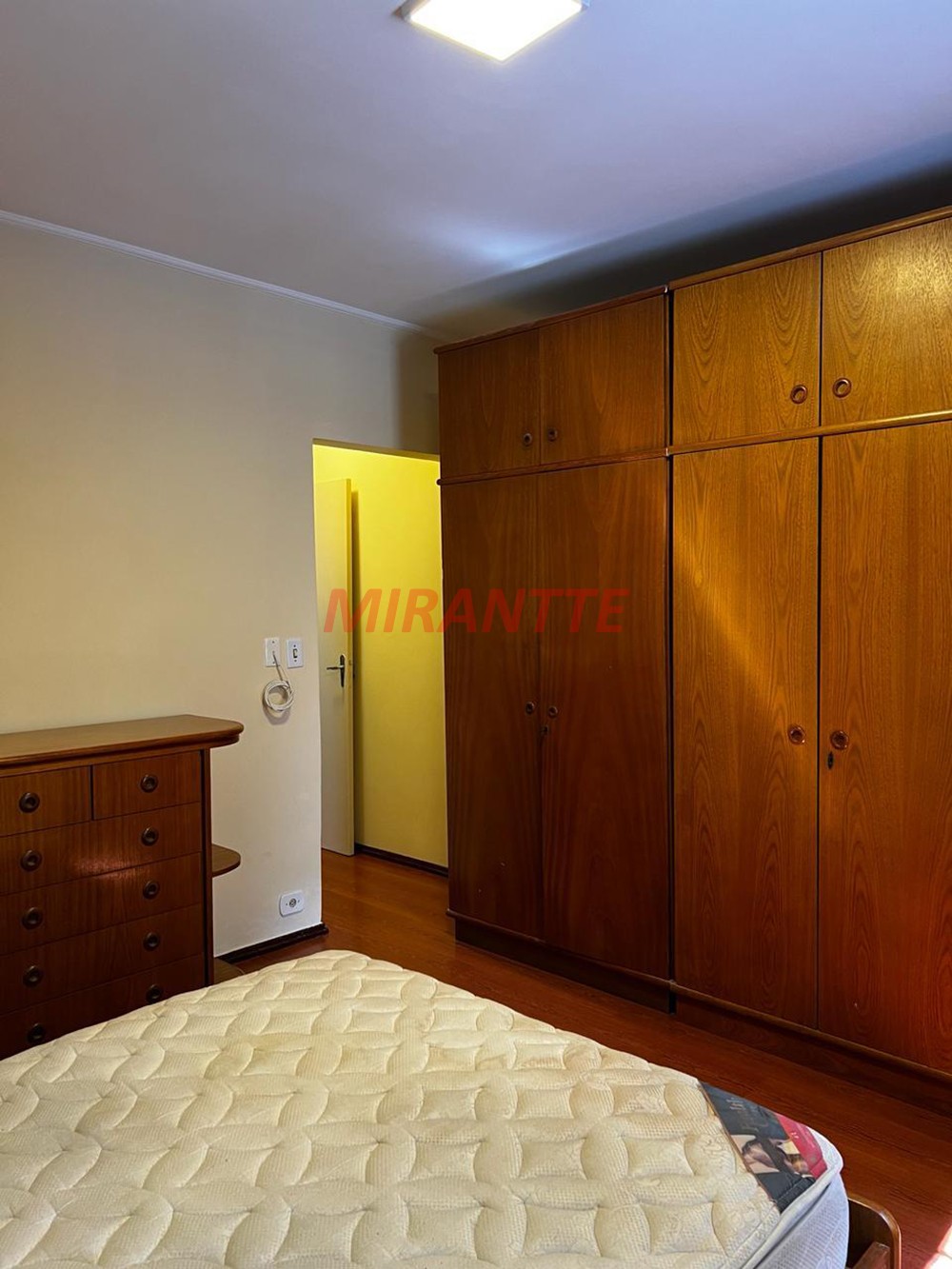 Sobrado de 169m² com 3 quartos em Vila Nova Mazzei