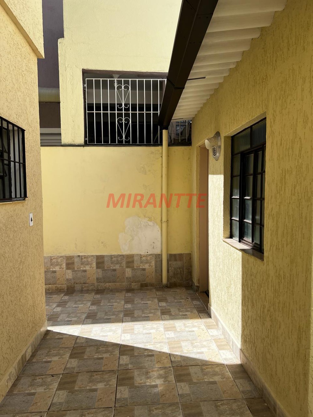 Sobrado de 169m² com 3 quartos em Vila Nova Mazzei
