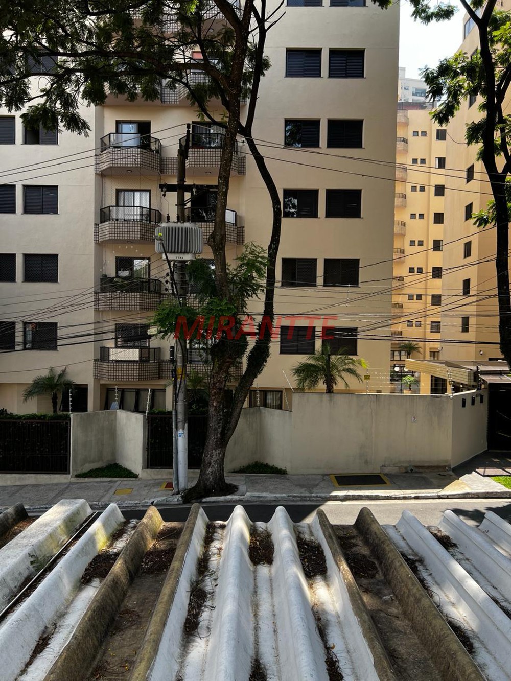 Sobrado de 169m² com 3 quartos em Vila Nova Mazzei