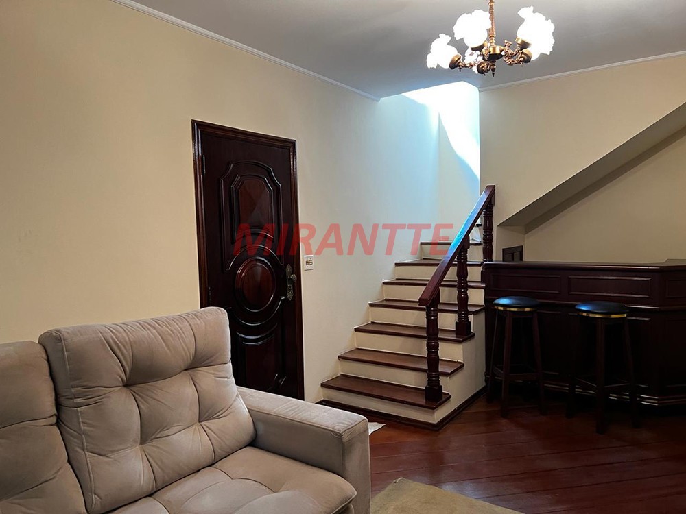 Sobrado de 169m² com 3 quartos em Vila Nova Mazzei