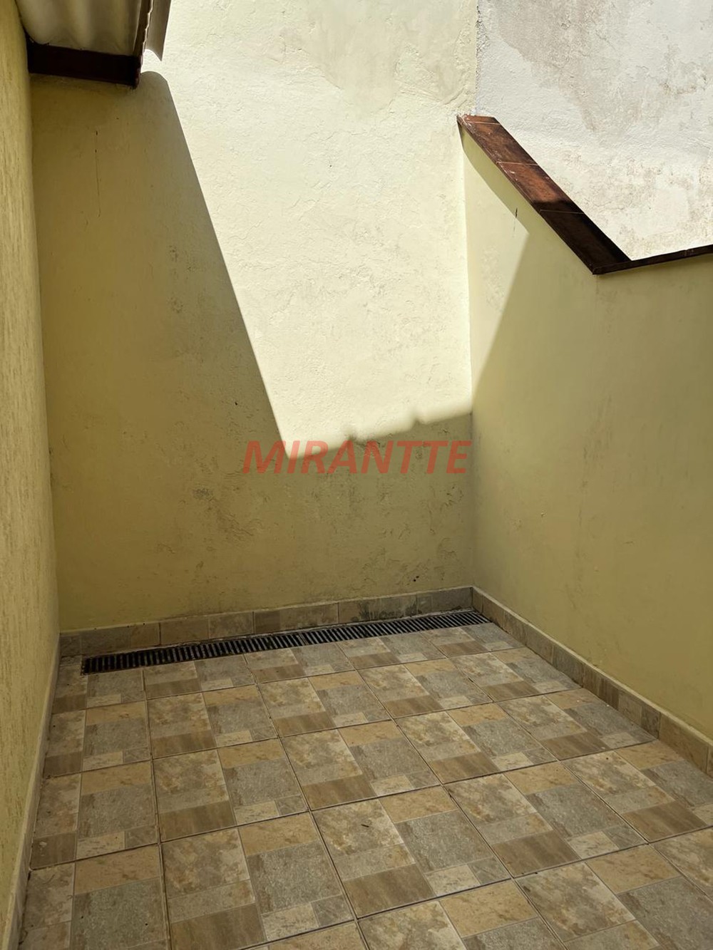 Sobrado de 169m² com 3 quartos em Vila Nova Mazzei