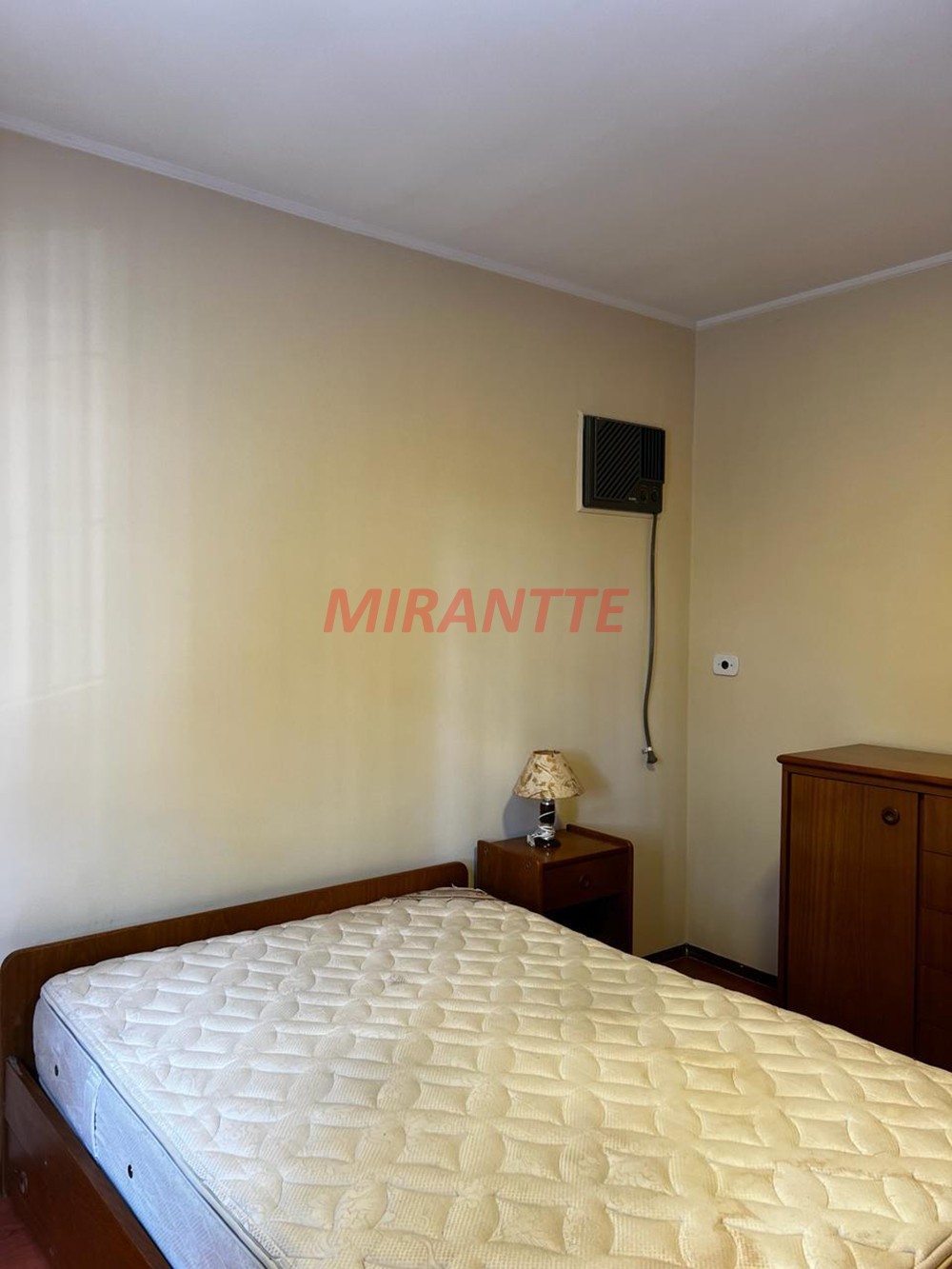 Sobrado de 169m² com 3 quartos em Vila Nova Mazzei