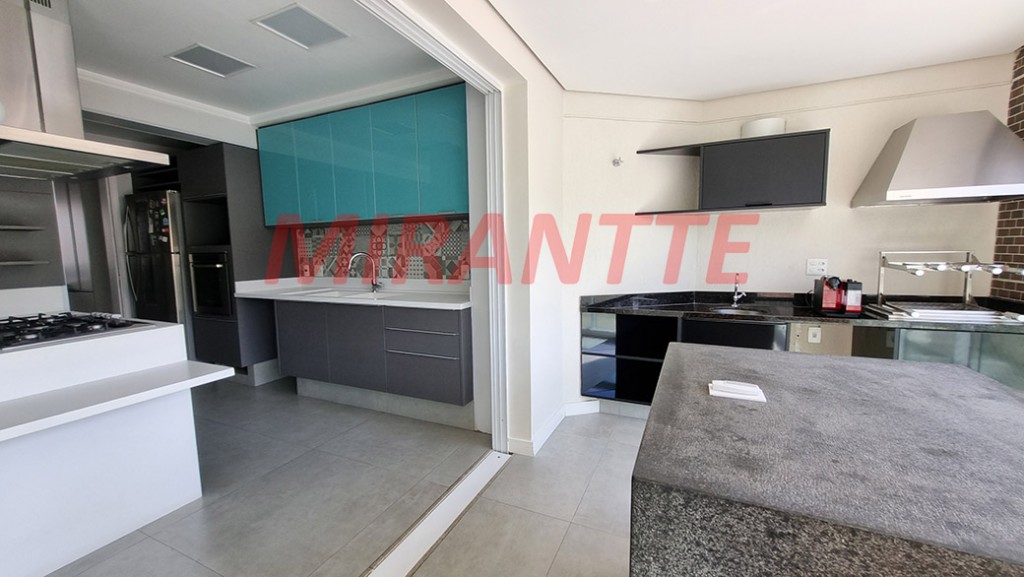 Apartamento de 222m² com 4 quartos em Perdizes