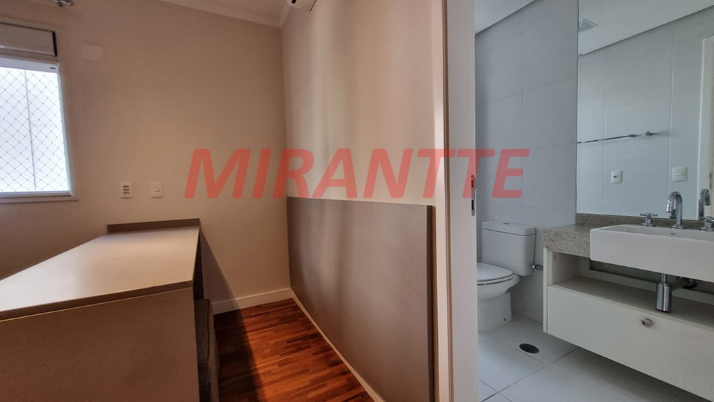 Apartamento de 222m² com 4 quartos em Perdizes