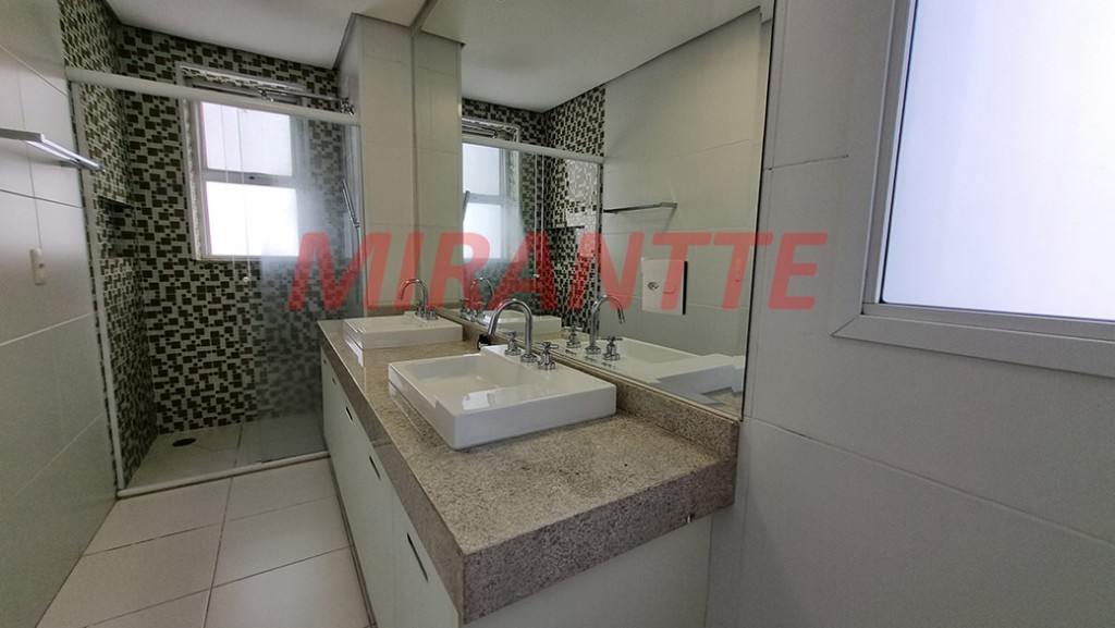 Apartamento de 222m² com 4 quartos em Perdizes