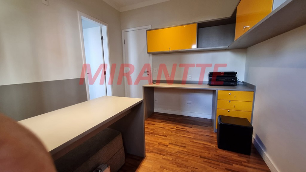 Apartamento de 222m² com 4 quartos em Perdizes