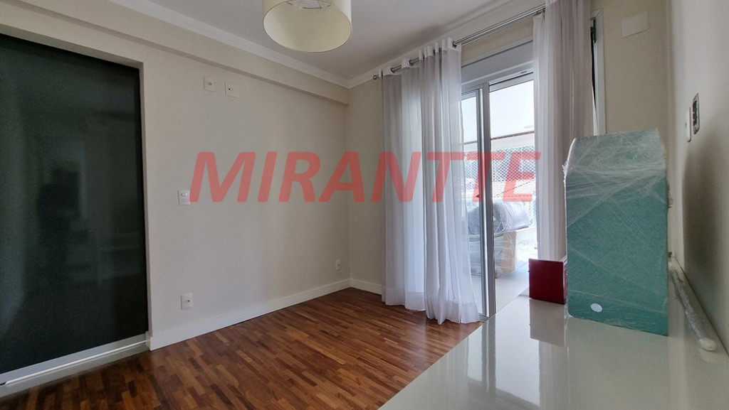 Apartamento de 222m² com 4 quartos em Perdizes