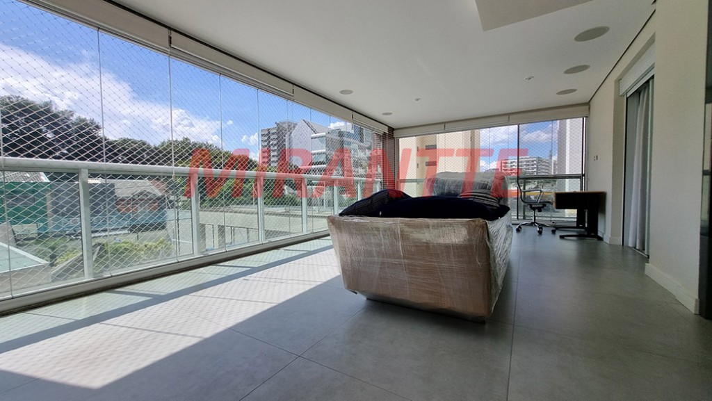 Apartamento de 222m² com 4 quartos em Perdizes