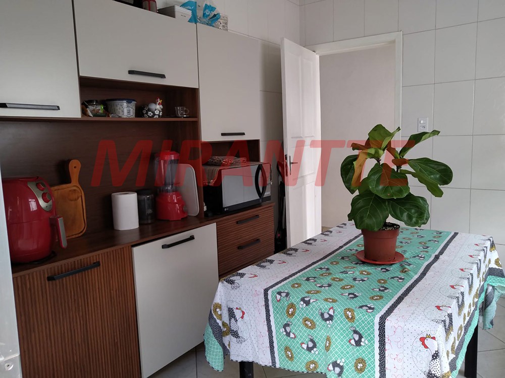 Sobrado de 154m² com 1 quartos em Santana