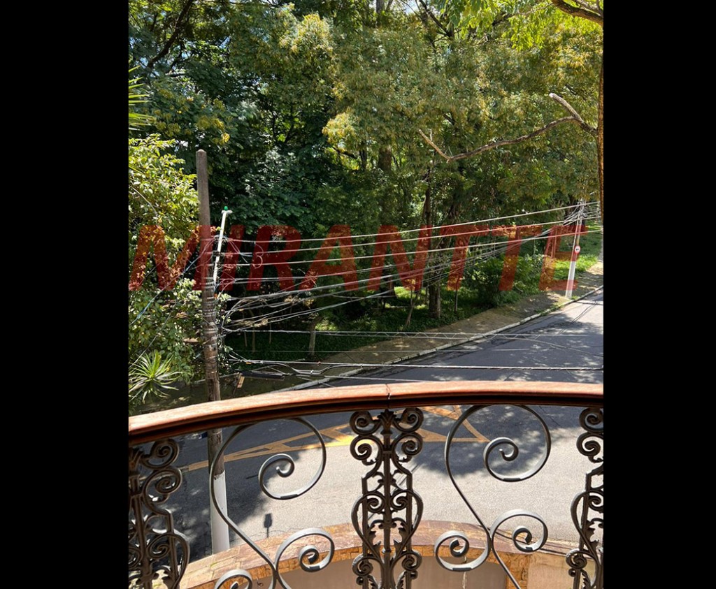 Sobrado de 385m² com 4 quartos em Parque Palmas Do Tremembé