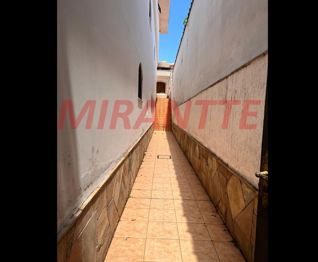 Sobrado de 385m² com 4 quartos em Parque Palmas Do Tremembé