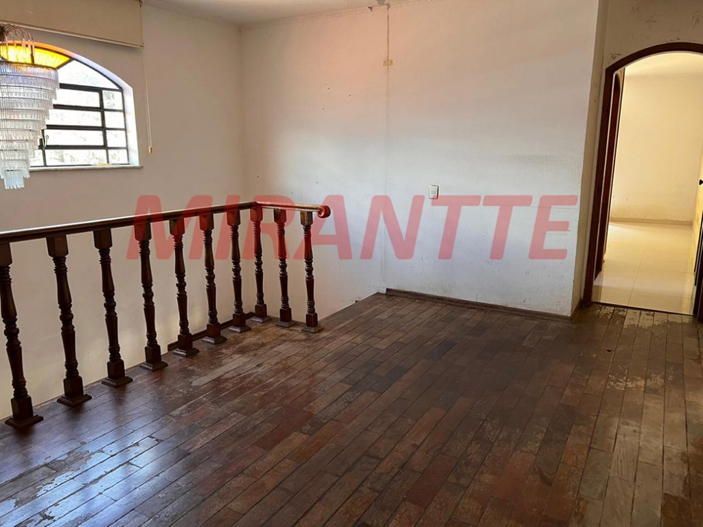 Sobrado de 385m² com 4 quartos em Parque Palmas Do Tremembé