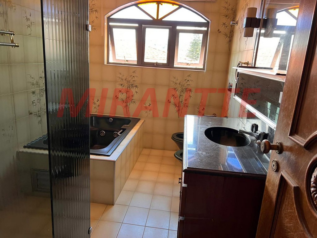 Sobrado de 385m² com 4 quartos em Parque Palmas Do Tremembé