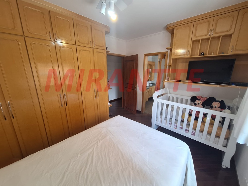 Apartamento de 220m² com 4 quartos em Santana