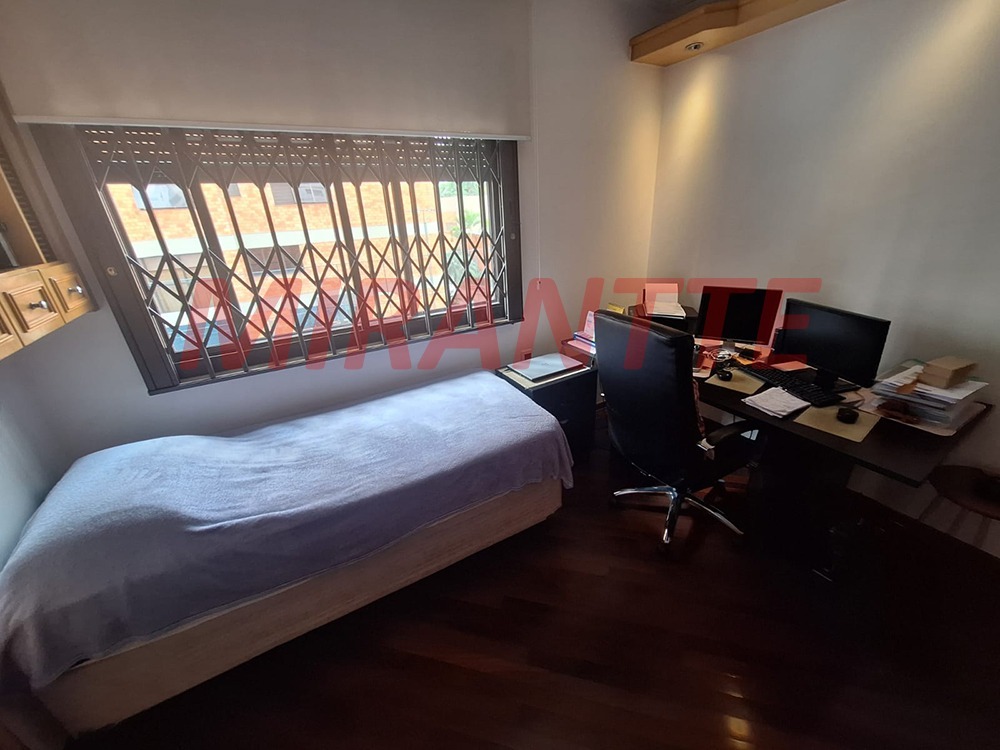 Apartamento de 220m² com 4 quartos em Santana