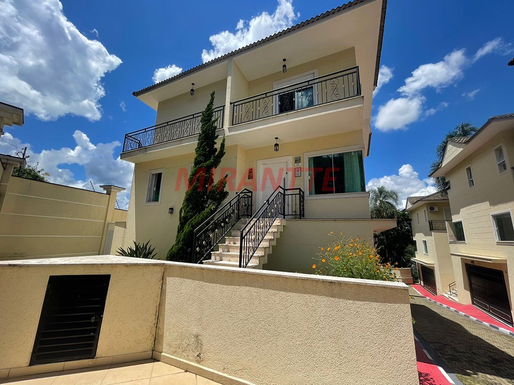 Cond. fechado de 260m² com 4 quartos em Vila Albertina