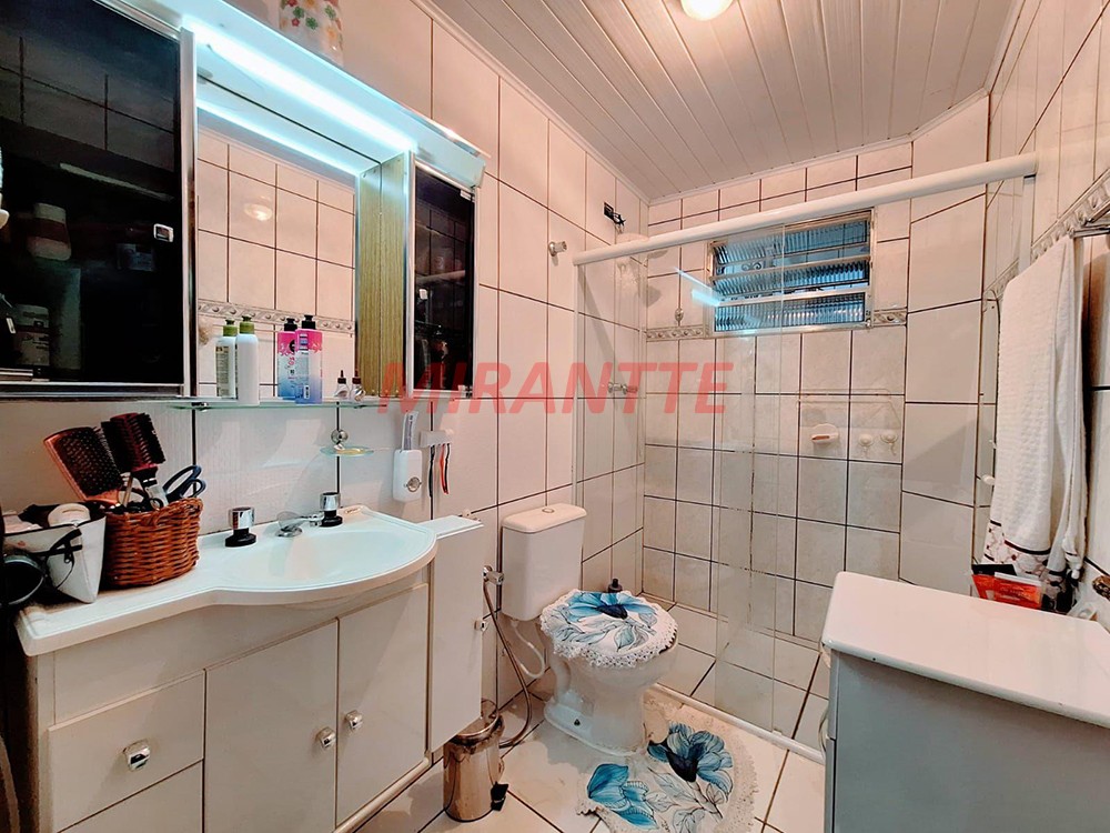 Casa terrea de 120m² com 2 quartos em Vila Bandeirantes