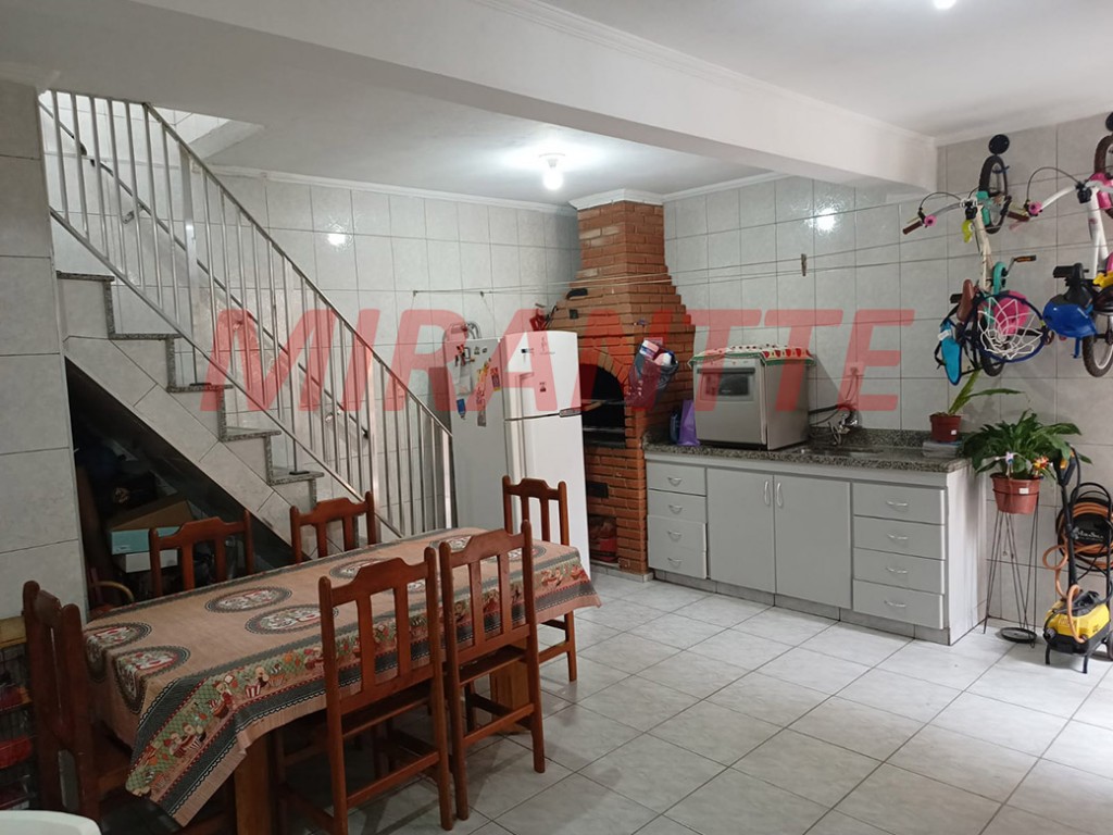Sobrado de 191m² com 3 quartos em Vila Constança