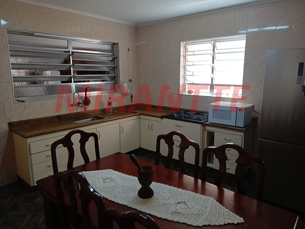 Sobrado de 191m² com 3 quartos em Vila Constança
