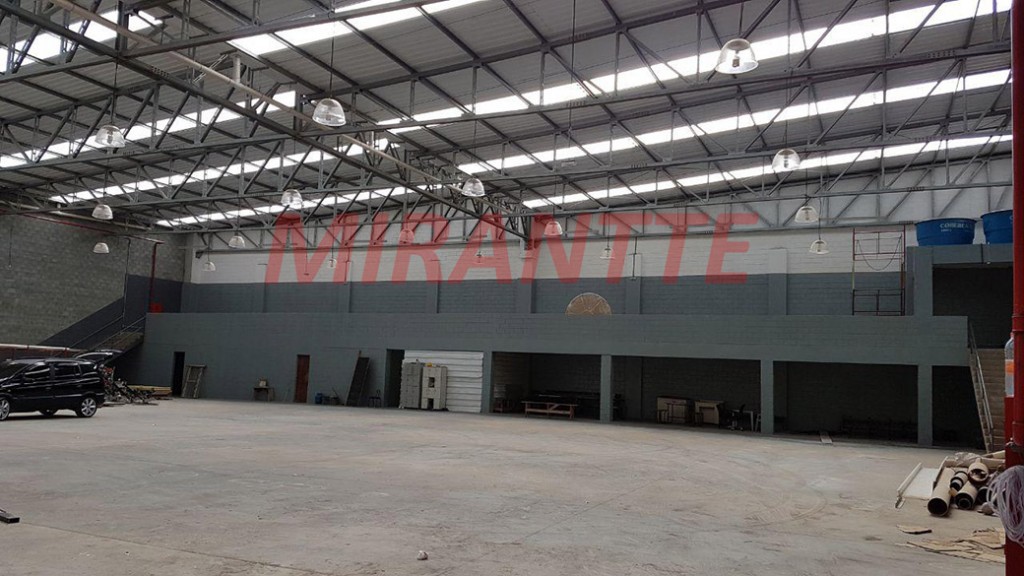 Galpao de 1000m² em Laranjeiras