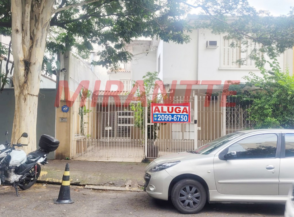 Sobrado de 200m² com 8 quartos em Vila Mariana