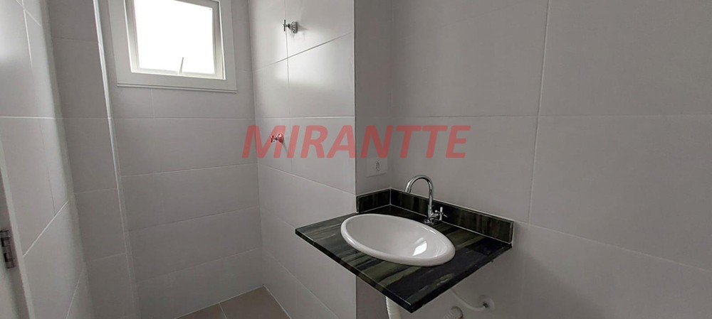 Apartamento de 40m² com 2 quartos em Jardim Paraiso