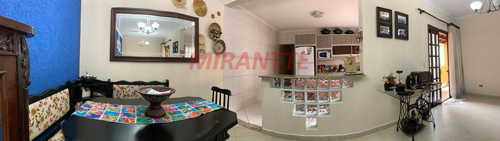 Sobrado de 140m² com 4 quartos em Vila Sabrina