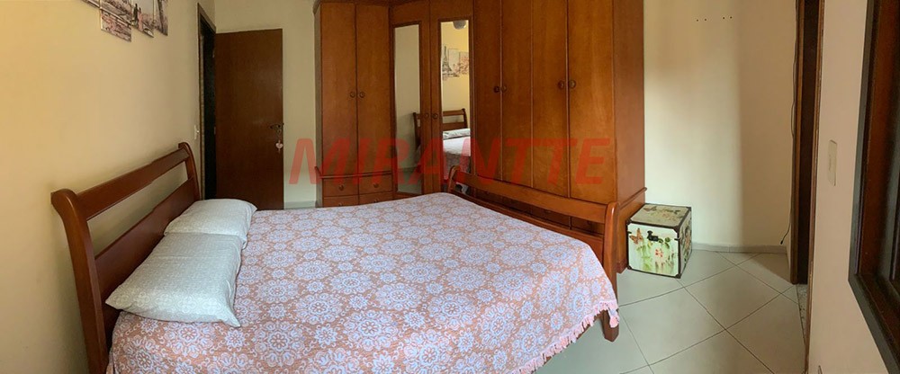 Sobrado de 140m² com 4 quartos em Vila Sabrina