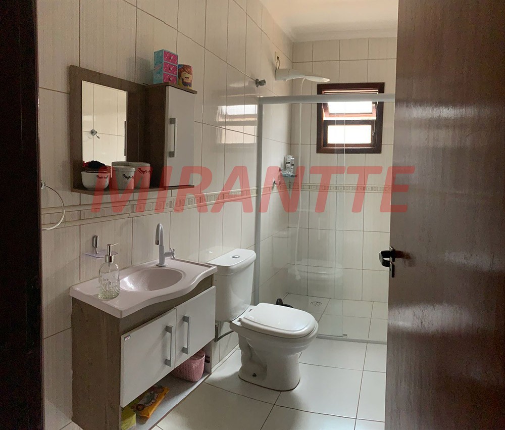 Sobrado de 140m² com 4 quartos em Vila Sabrina