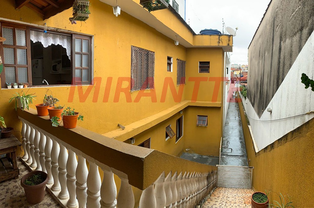 Sobrado de 140m² com 4 quartos em Vila Sabrina