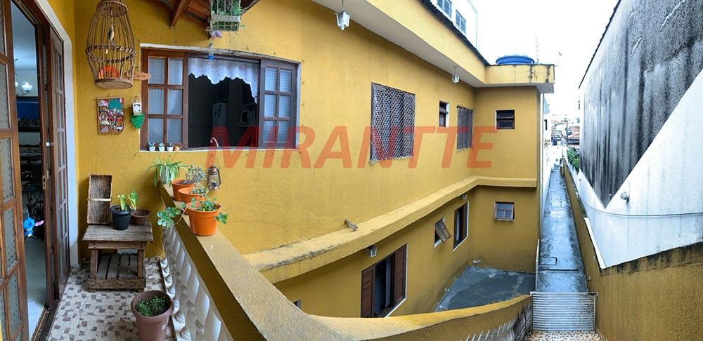Sobrado de 140m² com 4 quartos em Vila Sabrina