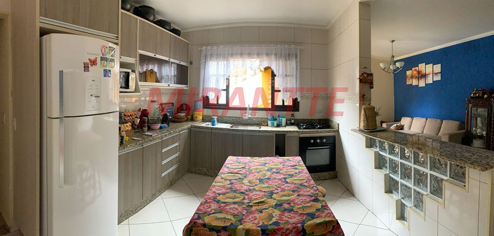 Sobrado de 140m² com 4 quartos em Vila Sabrina