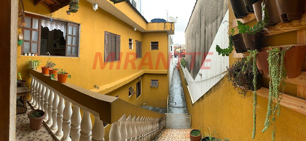 Sobrado de 140m² com 4 quartos em Vila Sabrina