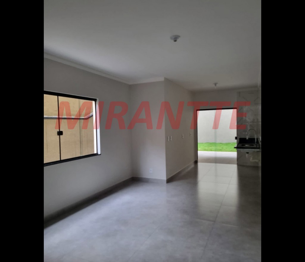 Sobrado de 128m² com 3 quartos em Jardim do Lago